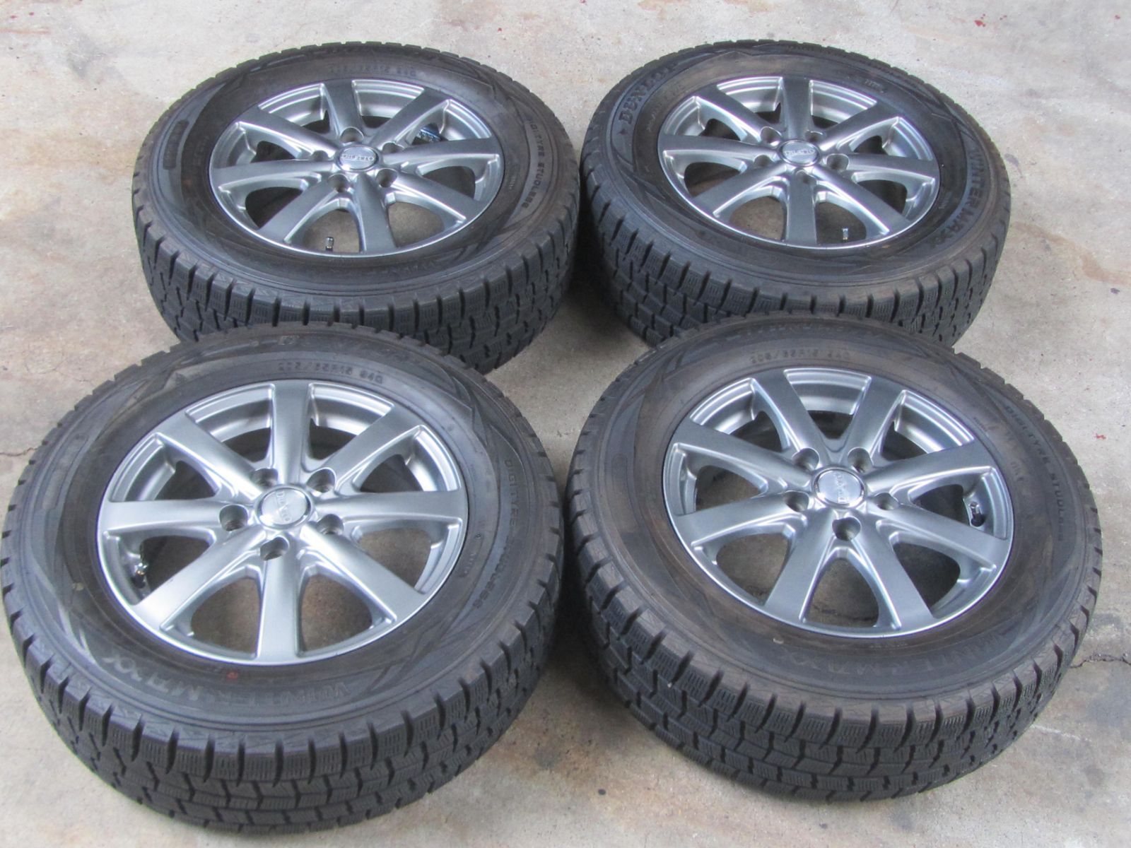 205 65R15 スタッドレス ダンロップ ウィンターマックス ステップワゴン エスティマ ストリーム など