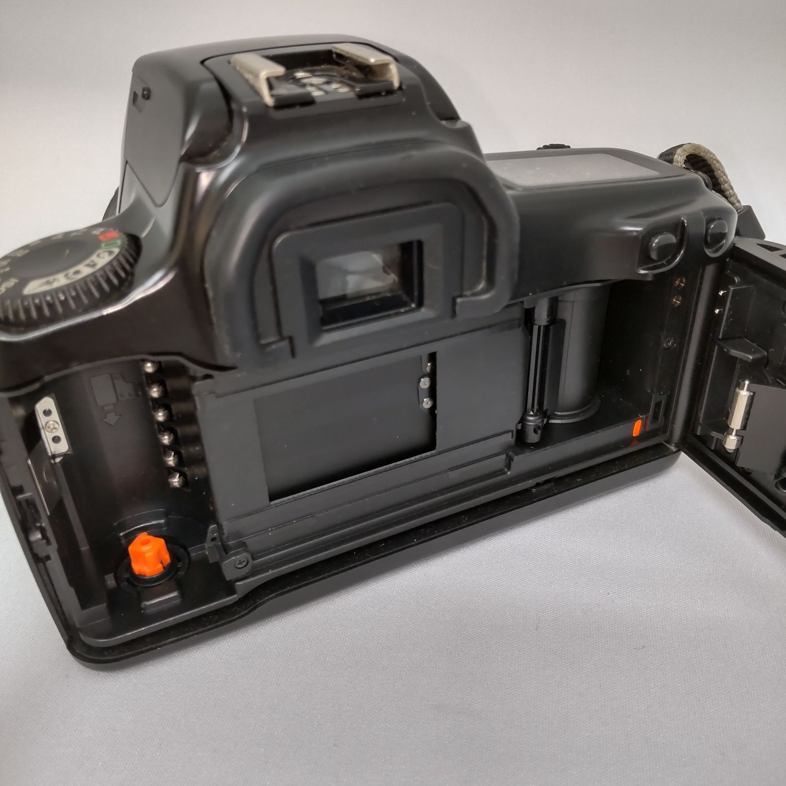 Canon EOS 1000S フィルムカメラ 【動作確認済み】 Canon EOS 1000S フィルムカメラ 【動作確認済み】 フィルムカメラ