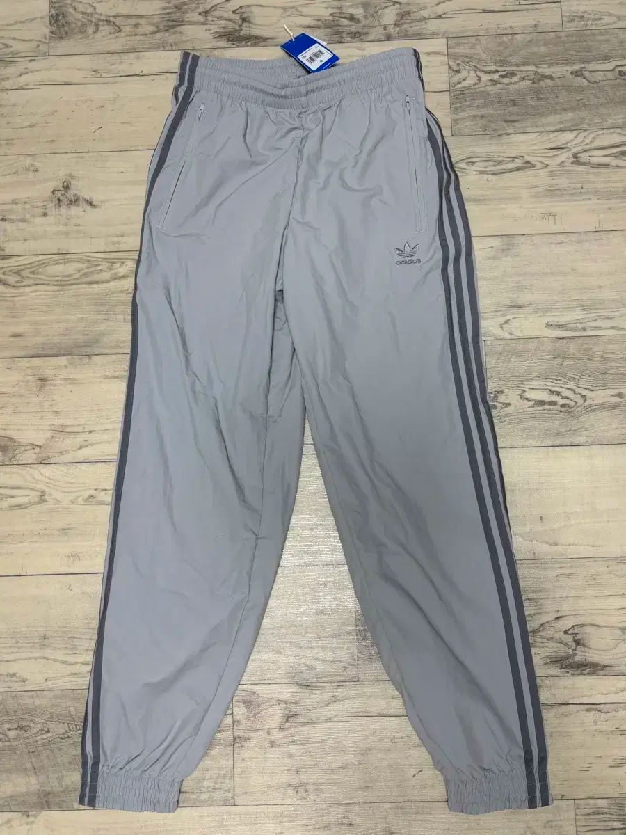 adidas アディダス ウーブン ファイヤーバード トラック パンツ ー グレー JD0425 S