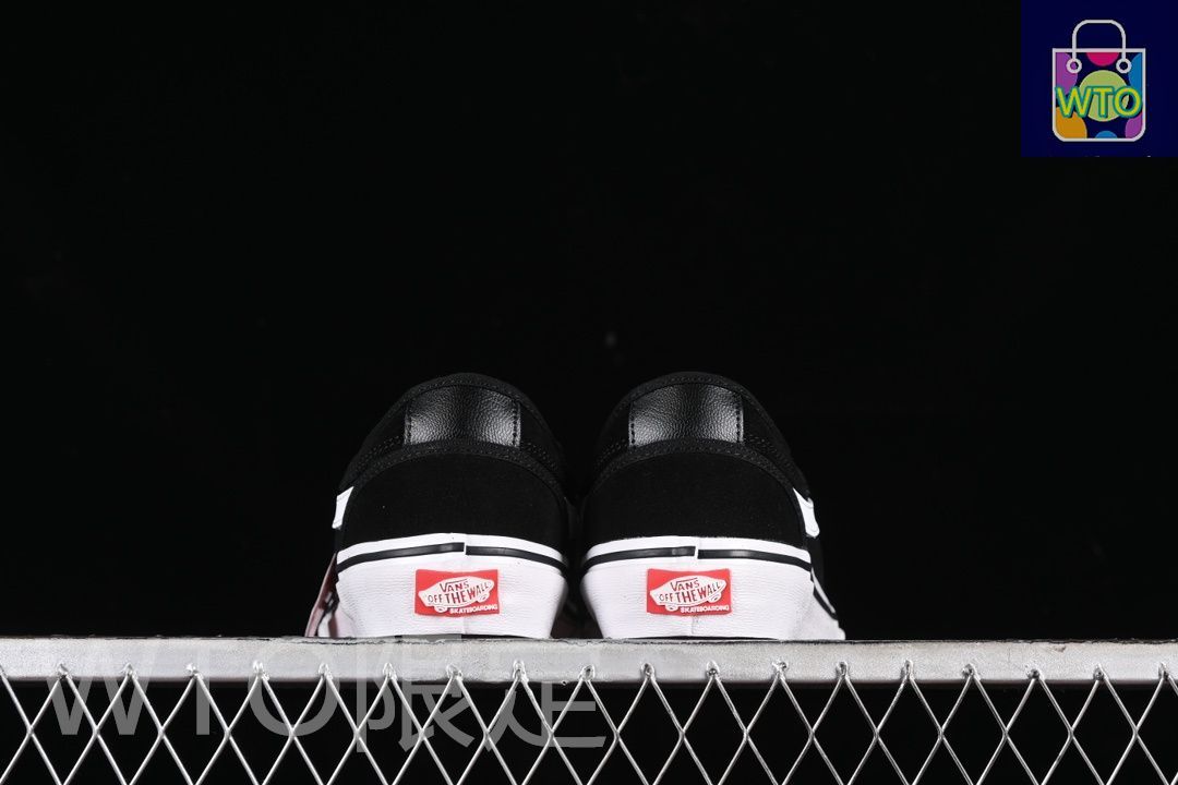 新鮮な 今日 VANS Chukka ミニパン ブラック - ホワイト スポーツ キャンバス ヴァン化 スニーカー 在庫 の な価格です 最大40％Off！