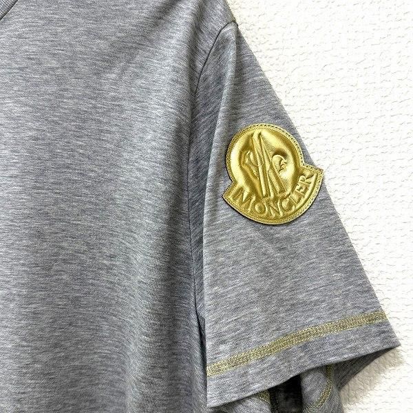 【超美品】MONCLER モンクレール ゴールドワッペン 半袖Tシャツ グレー snc モンクレール Moncler Tシャツ グレー 半袖 ステッチ ゴールド
