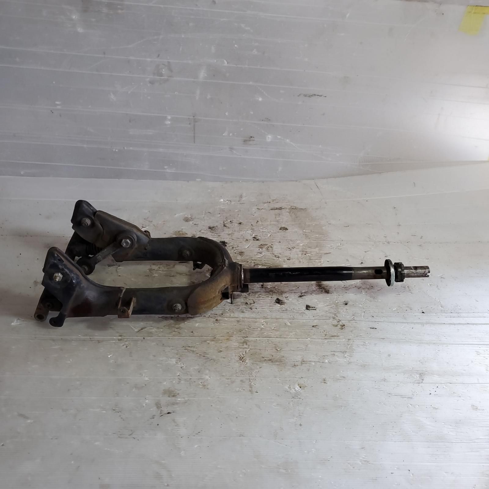 フロントフォーク