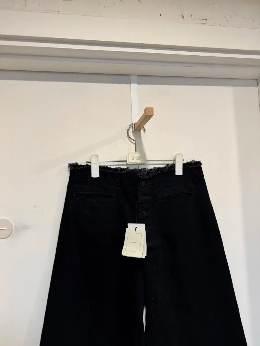 ショートボタンデニムパンツ