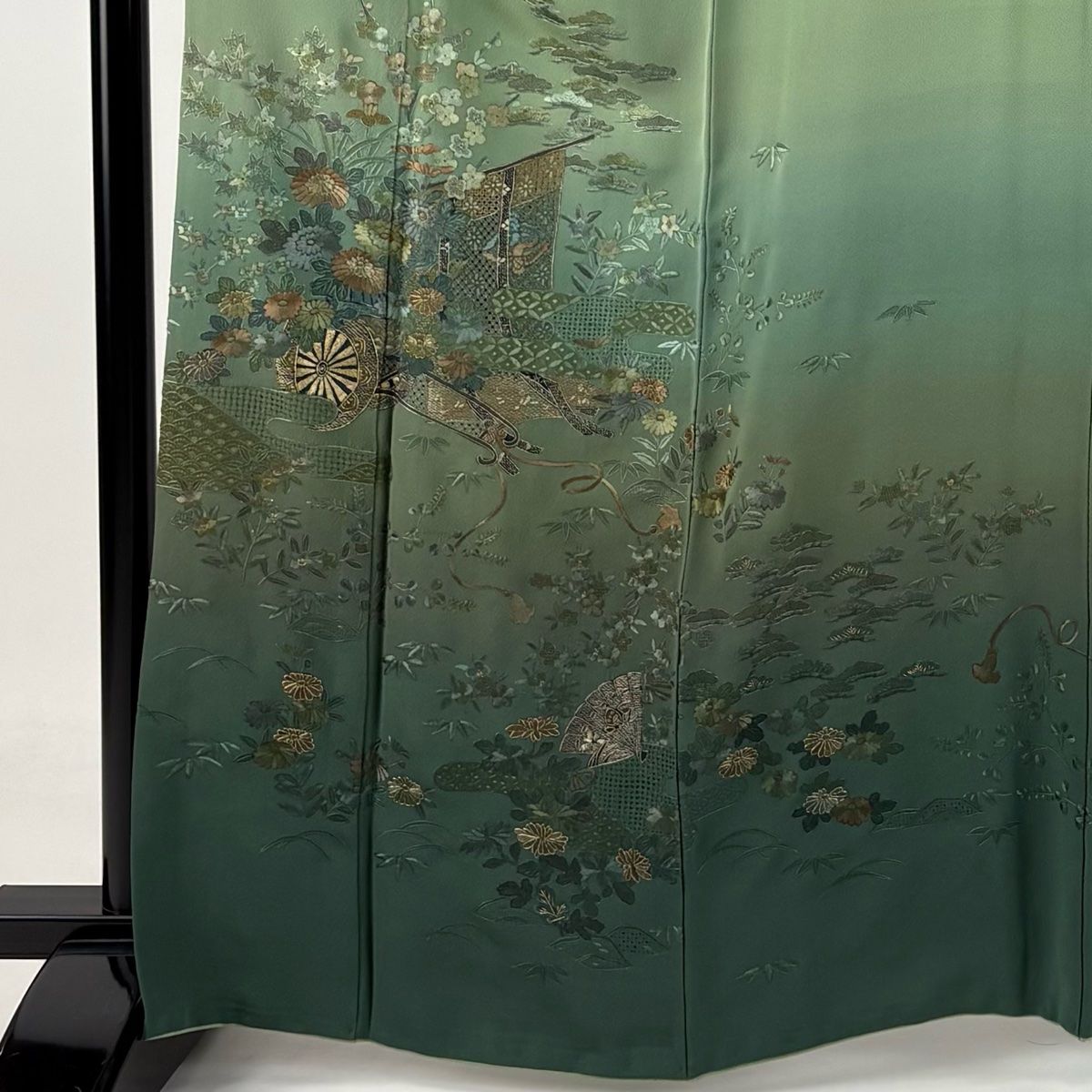 訪問着 身丈163.5cm 裄丈68cm L 袷 花車 松竹梅 翠山刺繍 金糸 薄緑 正絹 一つ紋