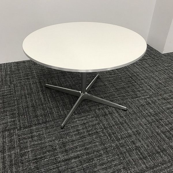 ローテーブル 円テーブル コーヒーテーブル A222 Fritz Hansen フリッツハンセン ホワイト - メルカリ