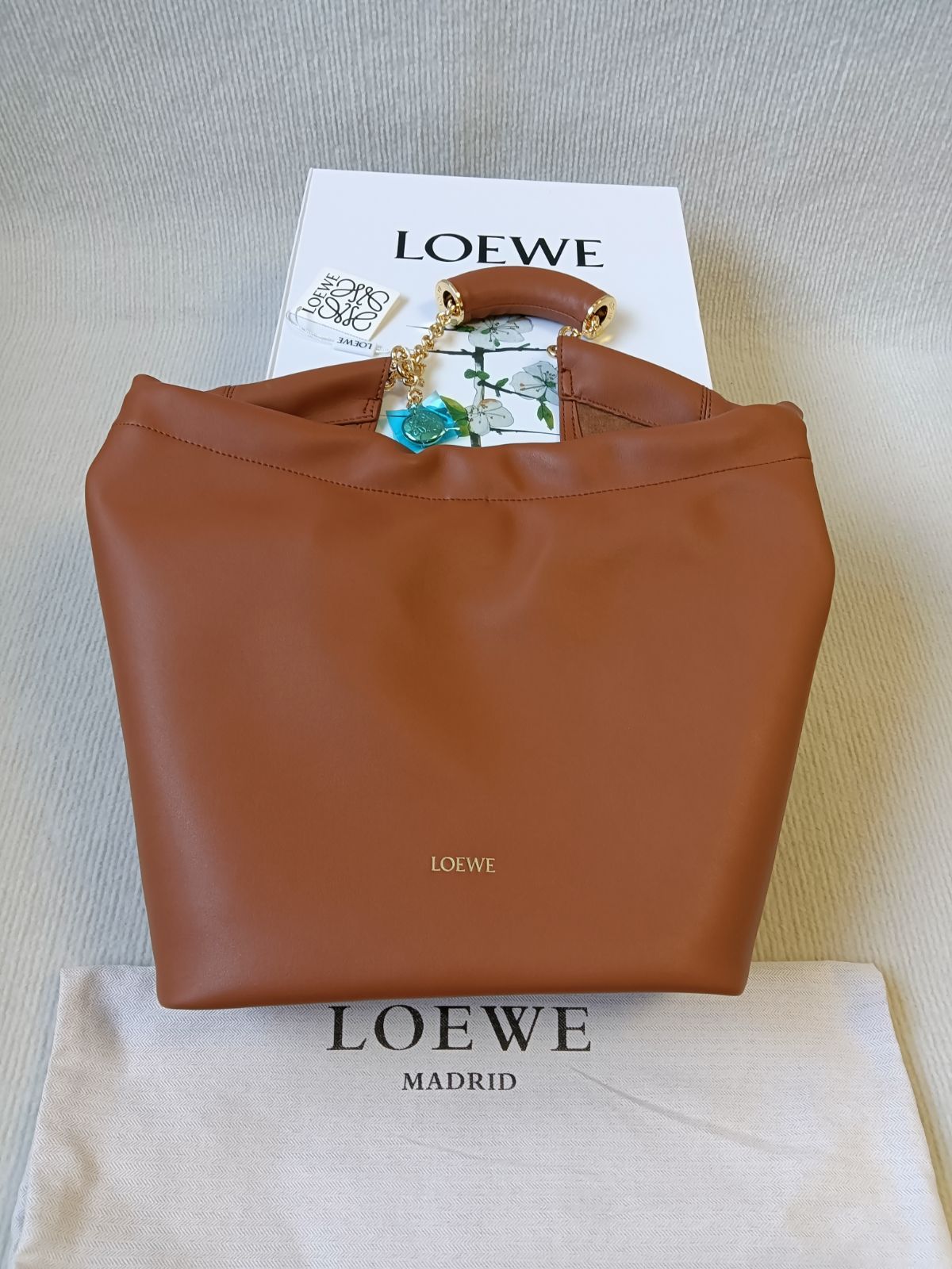 LOEWE スクイーズバッグ スモール