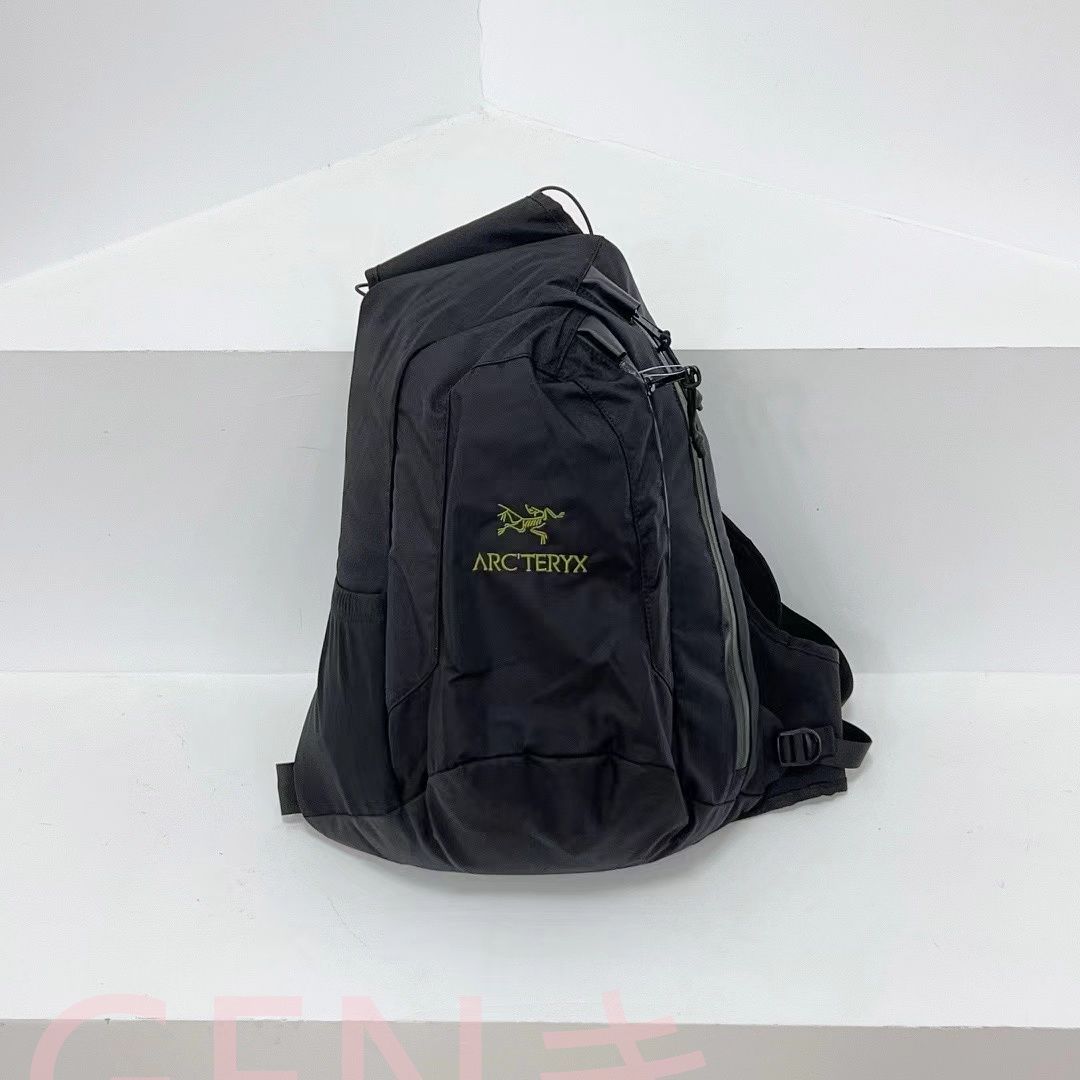 ARC'TERYX System A QUIVER CROSSBODY PACK - メルカリ