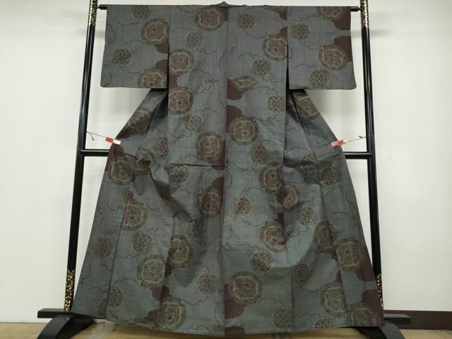 平和屋着物●本場大島紬　カタス７マルキ　吉祥文　正絹　逸品　AAAY0083zg 平和屋着物○本場大島紬 カタス7マルキ 吉祥文 正絹 逸品 AAAY0083zg