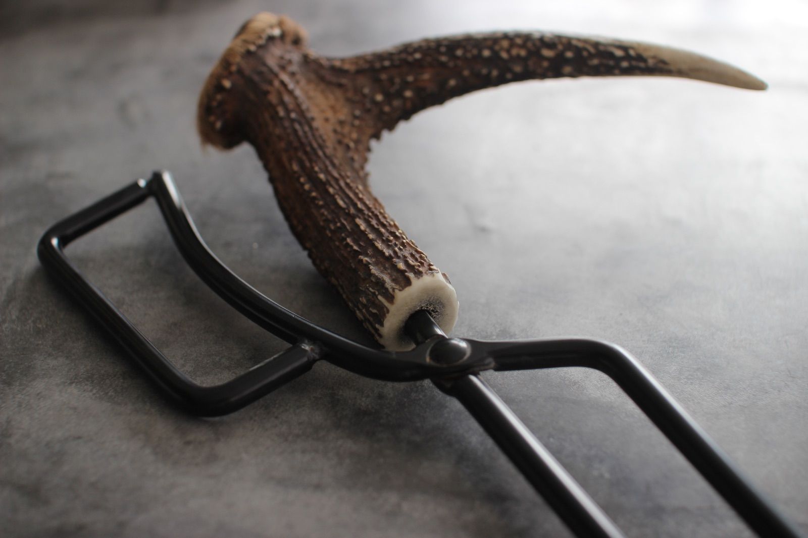 鹿の角 カスタムファイヤートング 髭つき HRDEVELOPMENT_JP