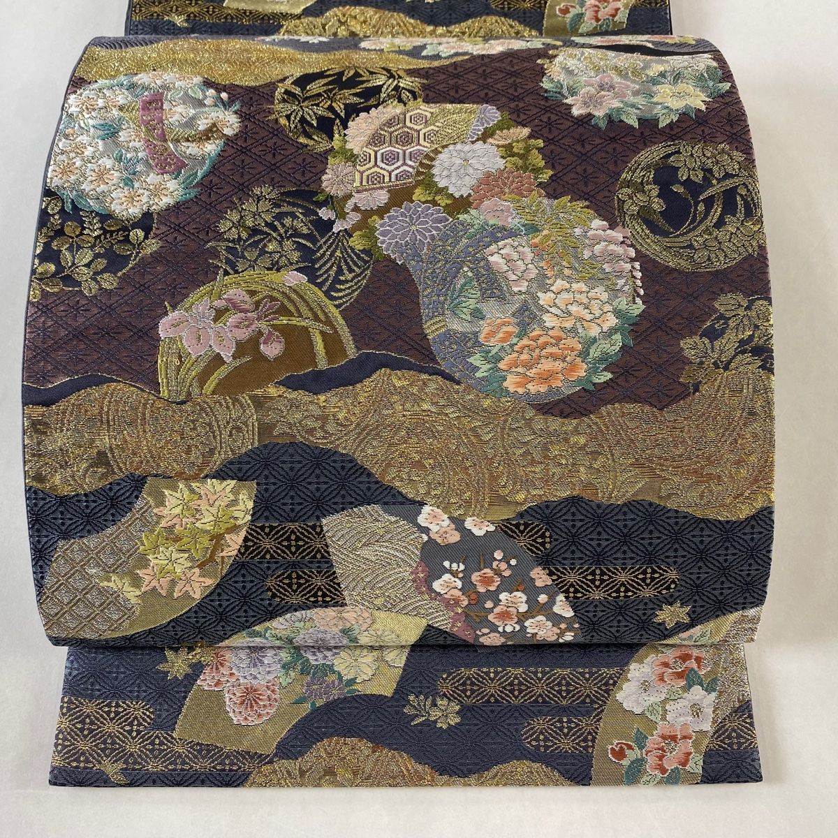 袋帯 秀品 草花 道長取り 箔 刺繍 灰紫 六通 正絹