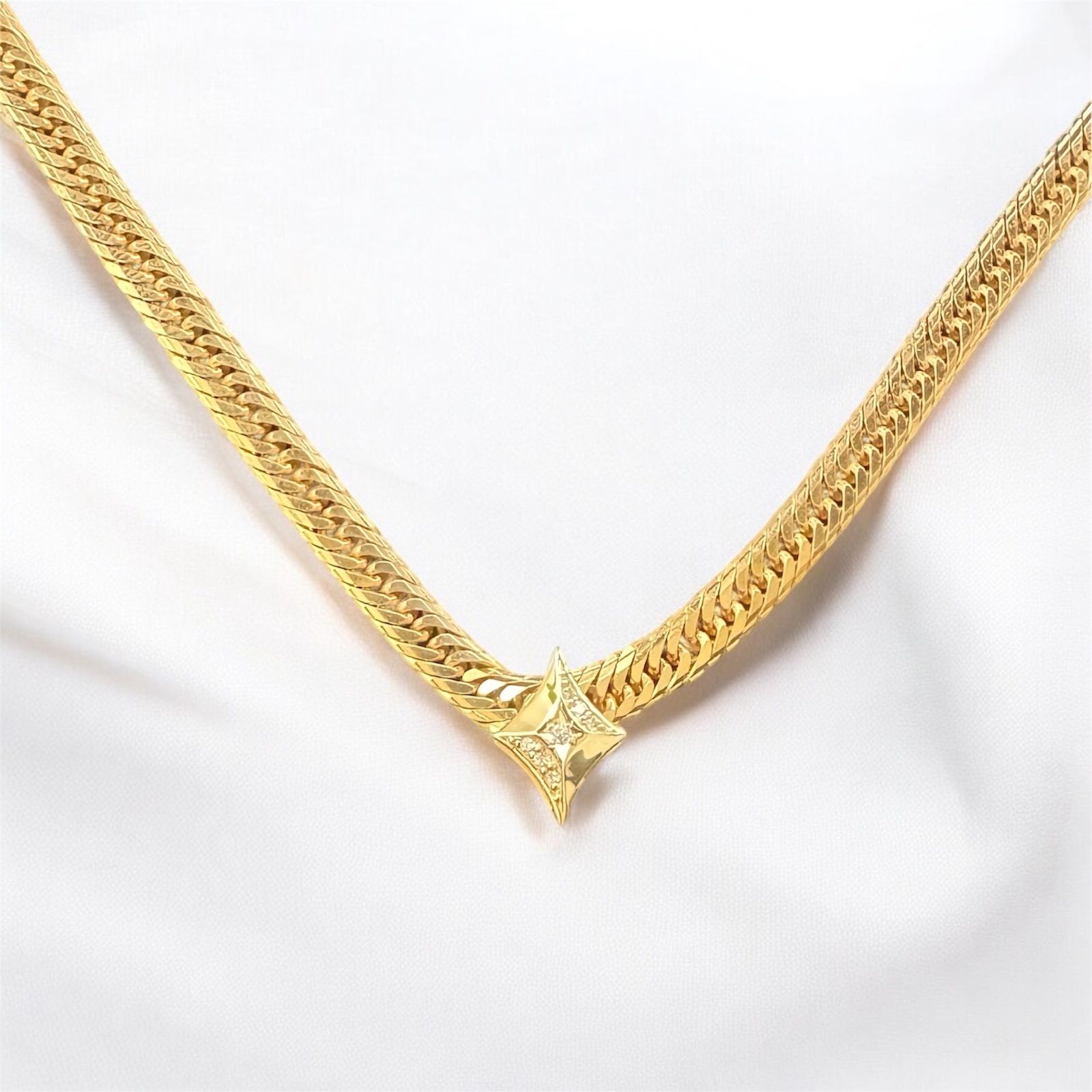 【LIONS】K18 ダイヤモンド ペンダント リバーシブル 2WAY仕様 K18 ダイヤモンド ペンダント リバーシブル 両面デザイン 2WAY仕様