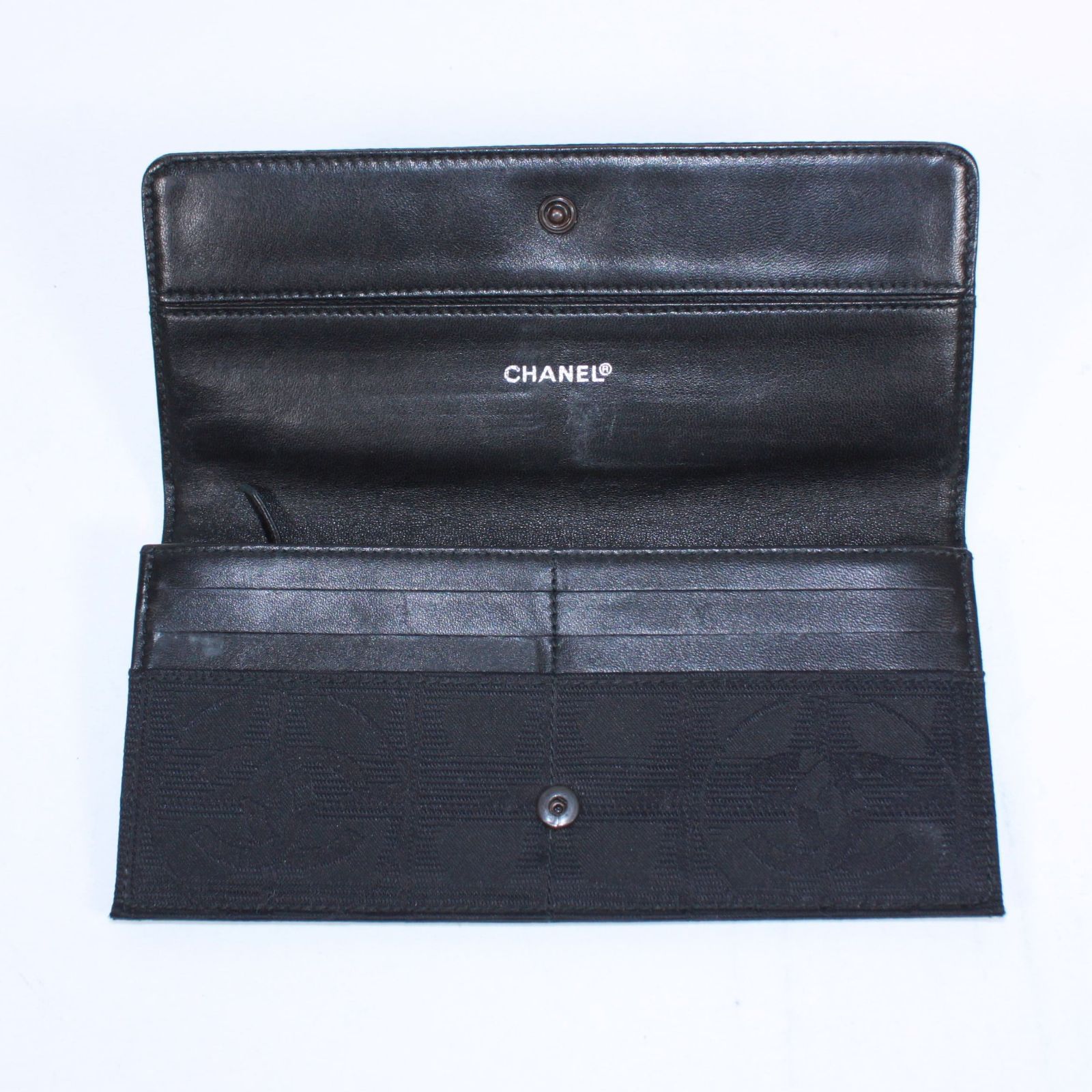 美品　シャネル　ニュートラベルライン　ナイロン　二つ折り財布　ブラック 楽天市場】【財布】CHANEL シャネル ニュートラベルライン 3つ折