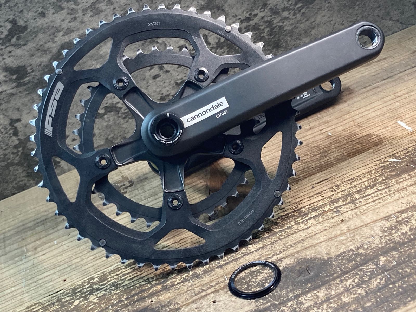 JF387 キャノンデール CANNONDALE ONE クランクセット BB30 170mm 52