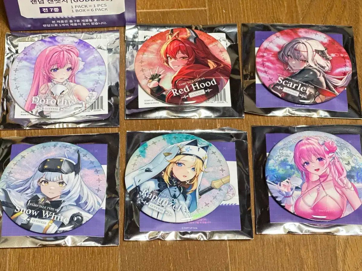 勝利の女神：NIKKE(ニケ) 女神 缶バッジ まとめ売り - メルカリ