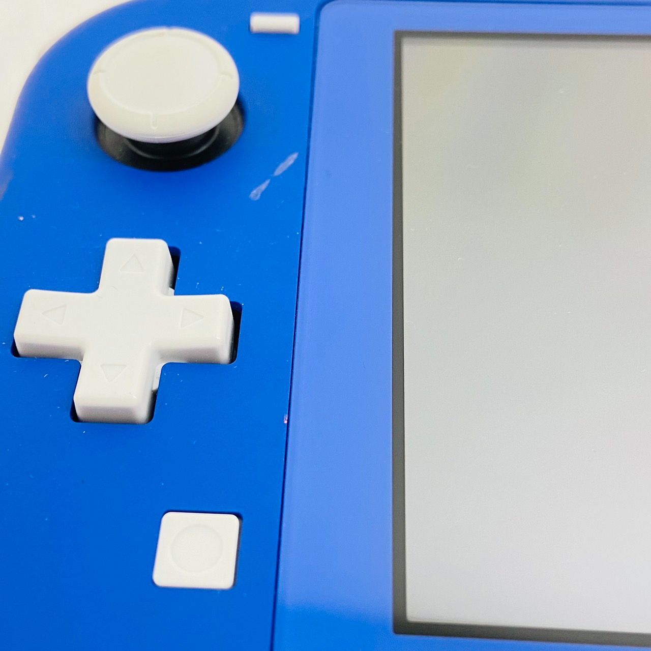 フレッシュシリーズ新登場 Nintendo Switch Lite ブルー 本体のみ