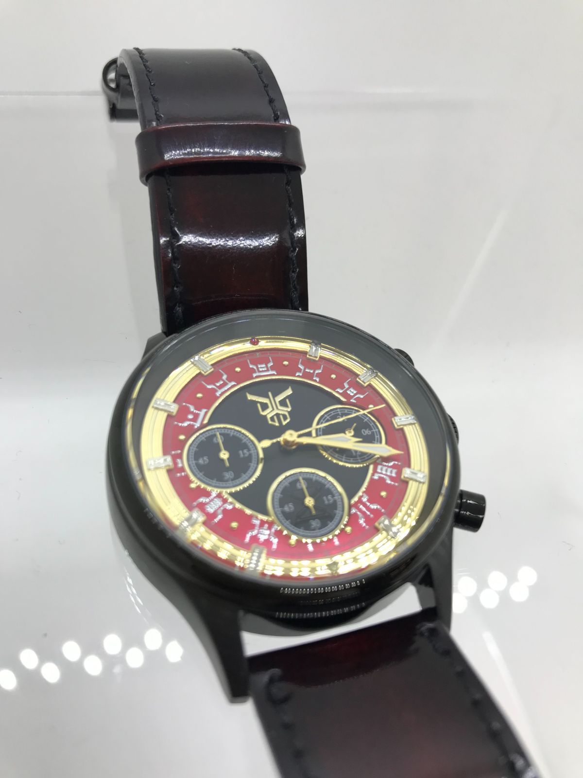 バンコレ！ 仮面ライダークウガ クロノグラフ腕時計 赤の金【709-0190 