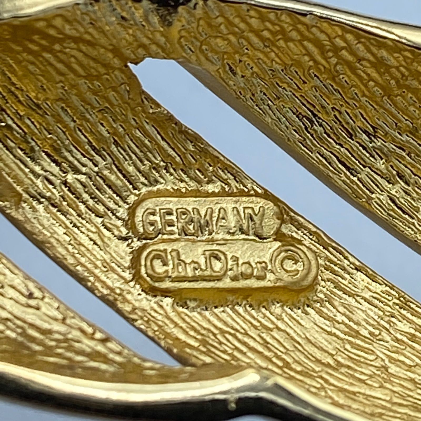 希少 美品》 クリスチャンディオール ブローチ ゴールド 希少 極美品