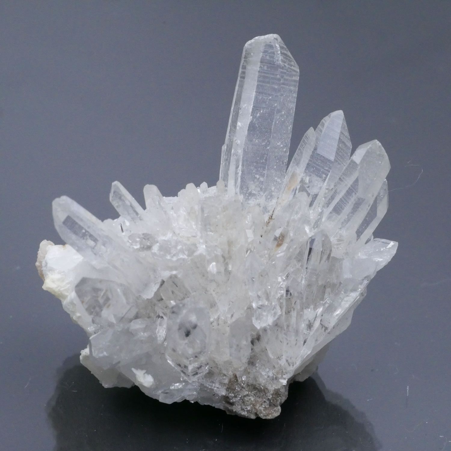 rin 菊花水晶 クラスター 超美人！ 495 四川省産 菊花水晶 クラスター 1点物 約57g（レインボー部分あり
