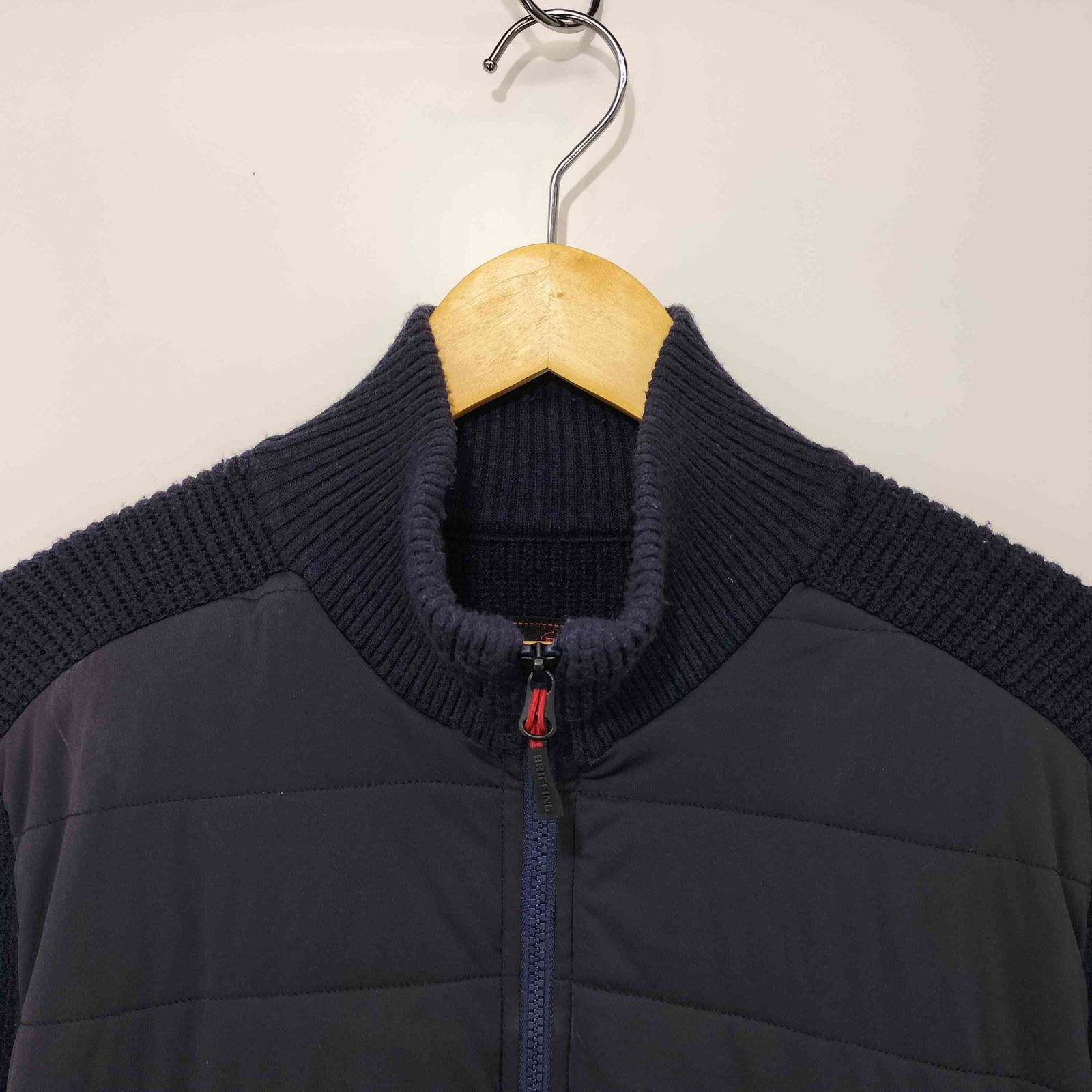 【美品】ブリーフィング ：WIND BLOCKカモ ニットブルゾン brg243m66-067-2.jpg