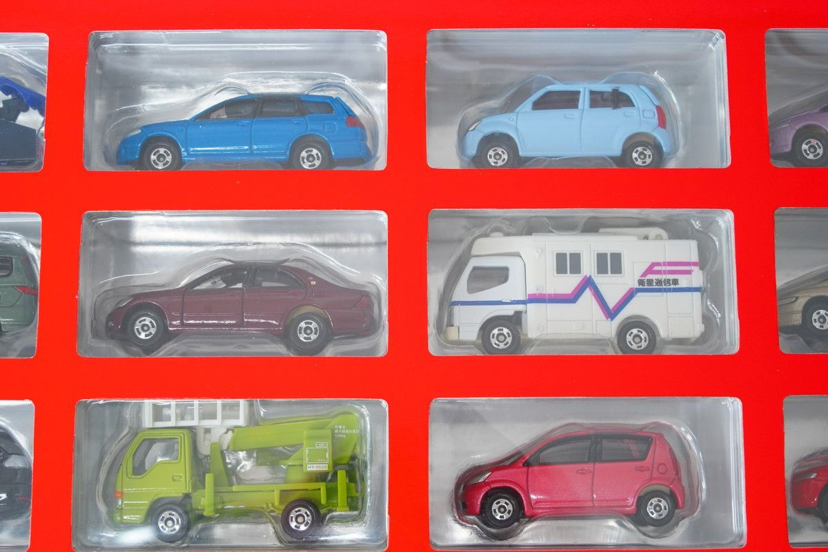 トミカ スペシャルカラーコレクション12台セット美品 長期保管品 51jl+5pH3KL._UF350,350_QL80_.jpg