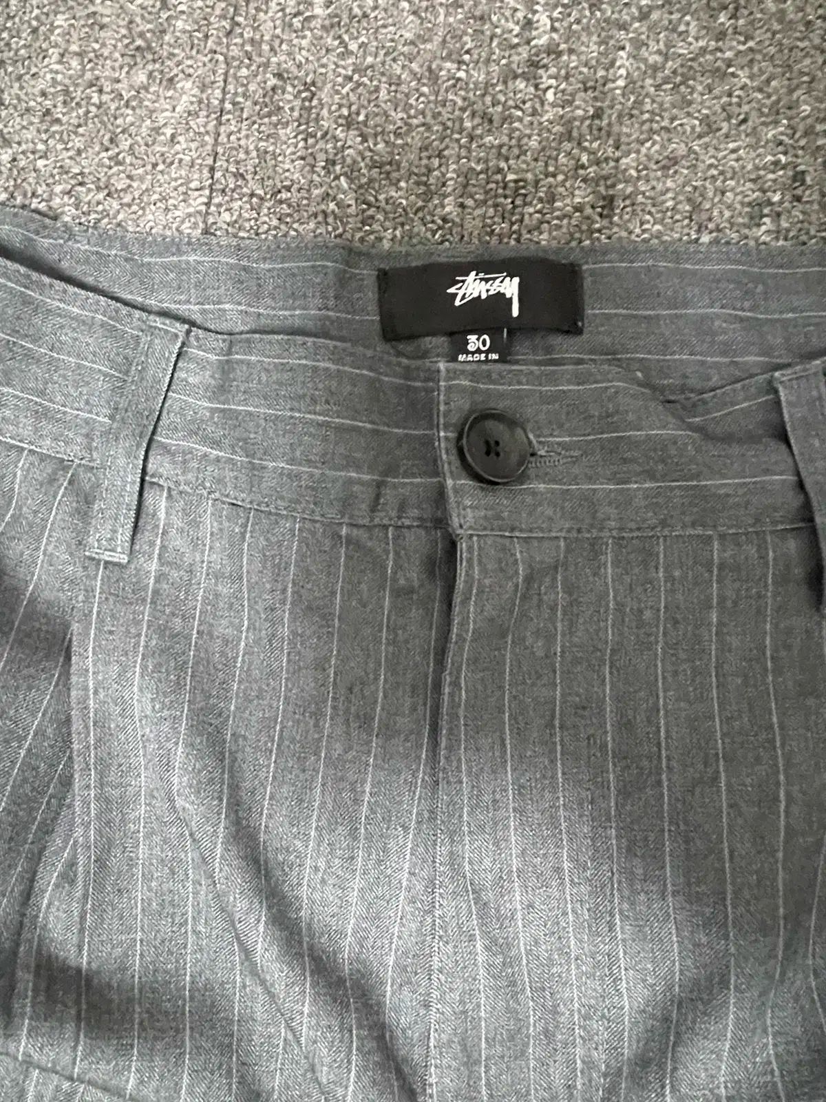 STUSSY ステューシー ストライプ ボリューム プリーツ トラウザー スラックス 30 サイズ