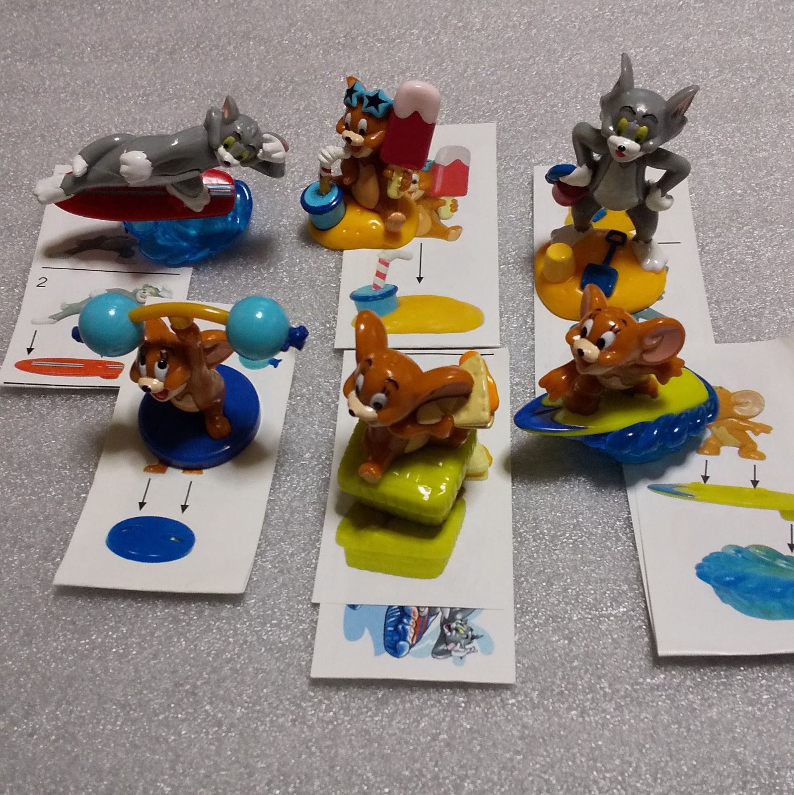 トム&ジェリーのおまけ チョコエッグ - メルカリ