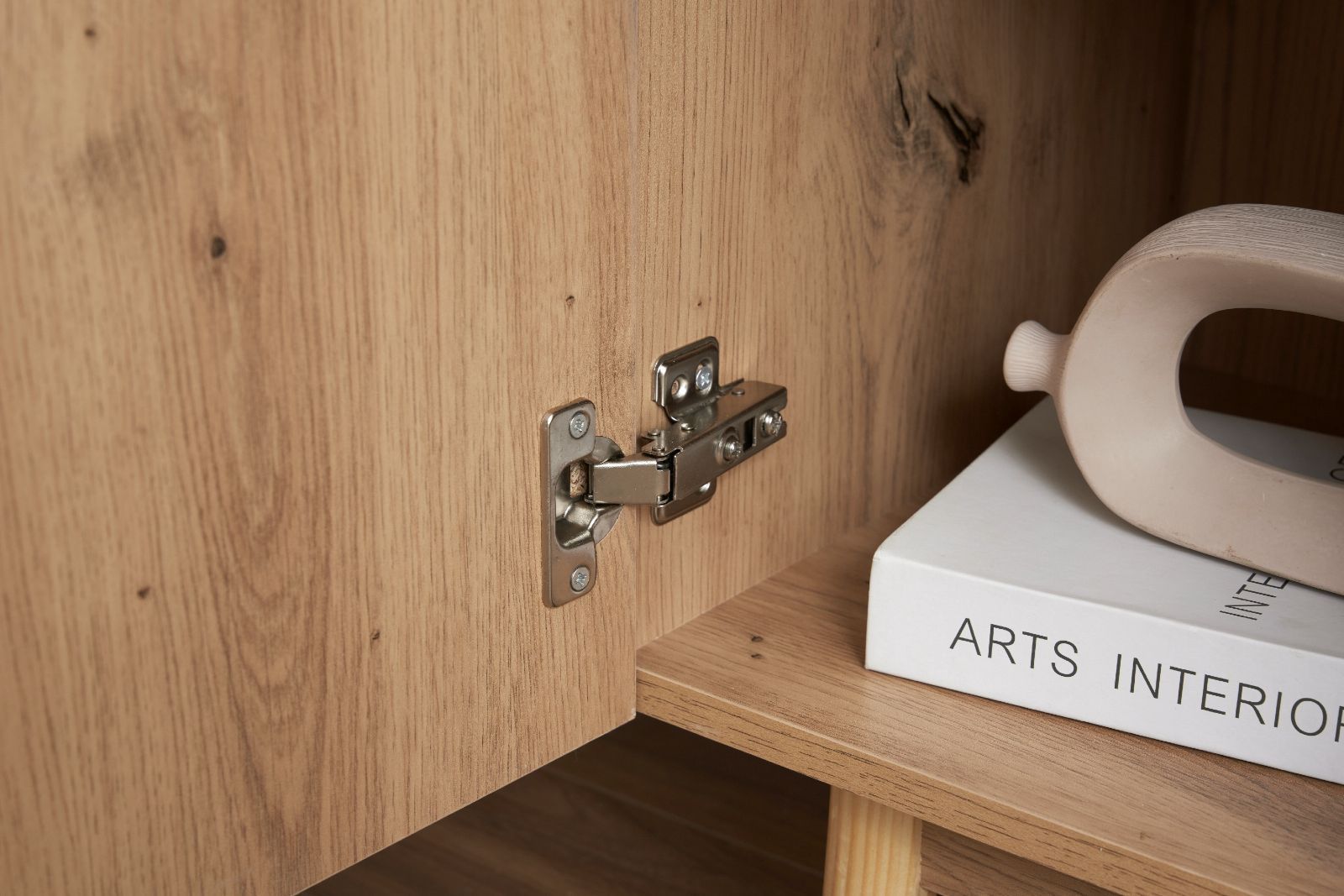 【新品】キャビネット サイドボード 引き出し5杯 チェスト 収納棚 リビング収納 キャビネット サイドボード 引き出し5杯 チェスト 収納棚 リビング収納