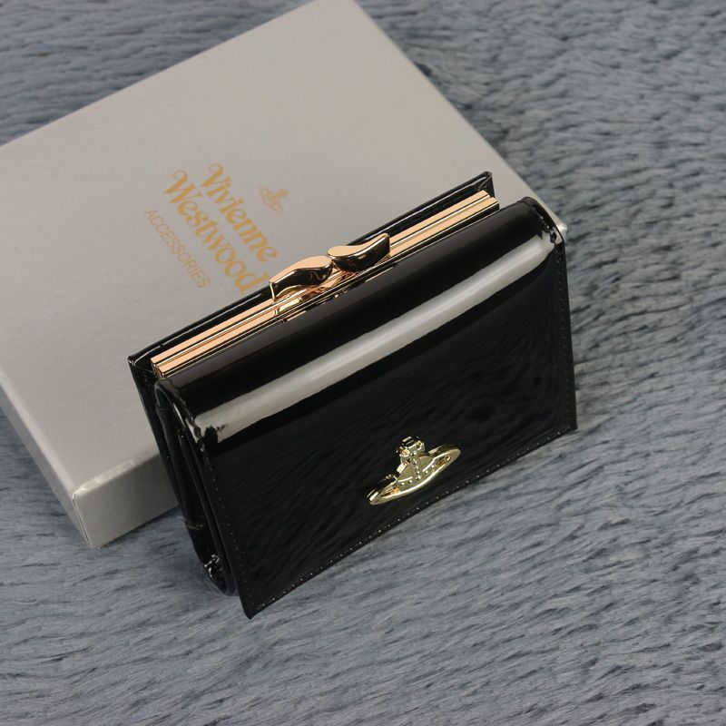 ヴィヴィアンウエストウッド 財布 カード入れ　誕生日ギフト　光沢 新品 美品 Vivienne Westwood ヴィヴィアンウエストウッド 財布
