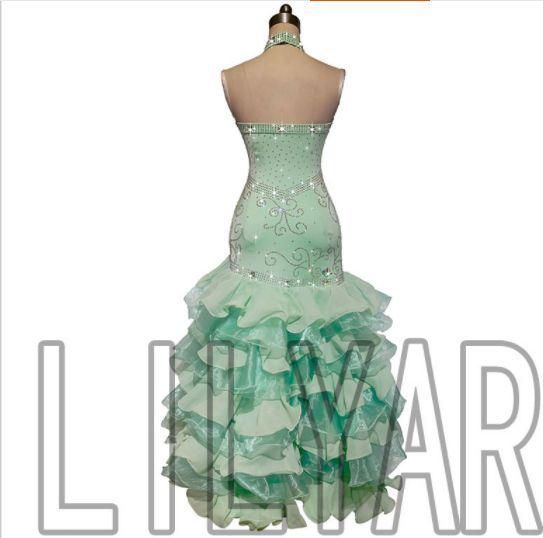 社交ダンス衣装 ドレス モダンダンス キラキラ グリーン 演奏会