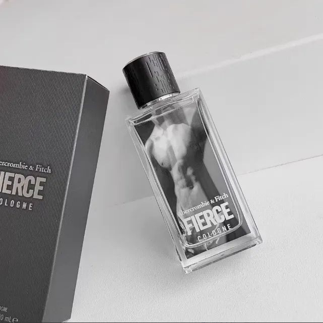 新品 Abercrombie Fitch アバクロンビーアンドフィッチ アバクロ
