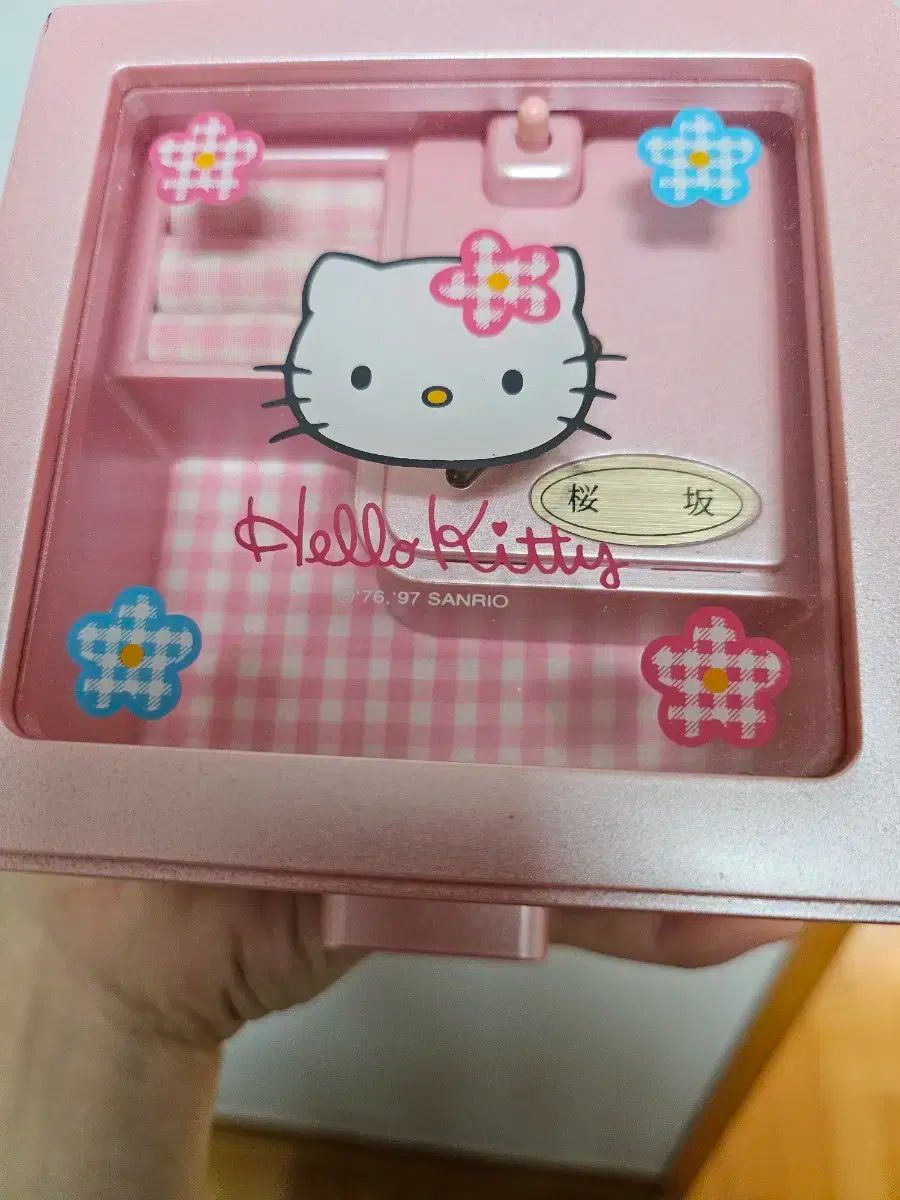 97 年 レトロ ハローキティ オルゴール 引き出し - メルカリ