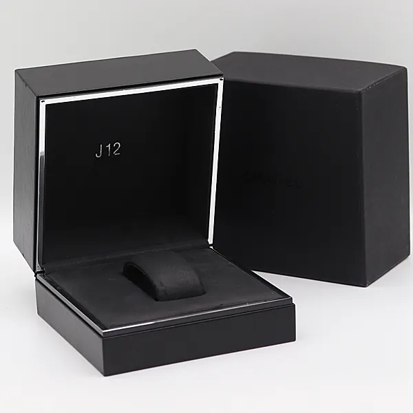 ひ*め様 シャネル ウォッチケース 時計ケース ボックス J12 バックル付