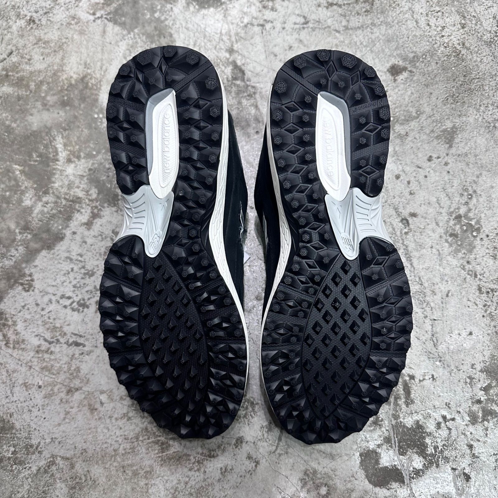 New Balance UGS2002F ゴルフシューズ ローカットスニーカー