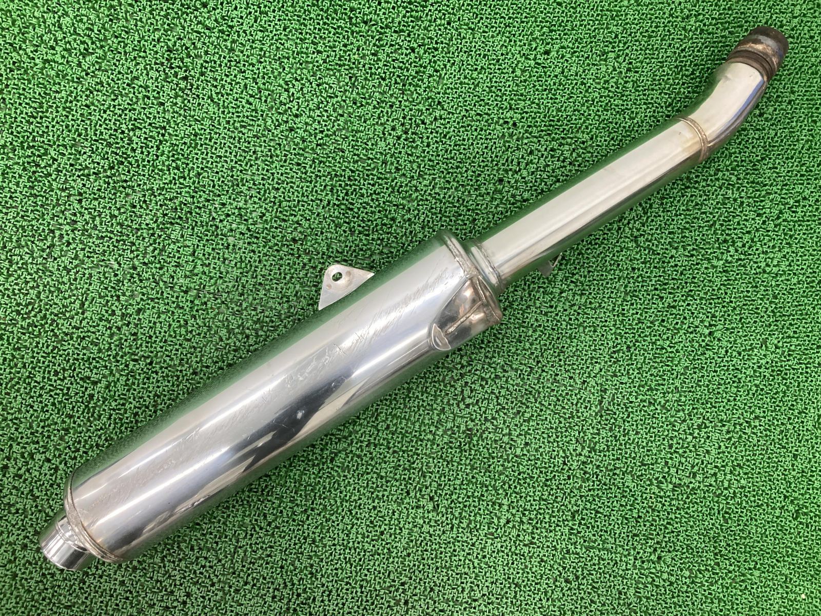 イナズマ400 サイレンサーマフラー 26E3 スズキ 純正 中古 バイク 部品 GK7BA 機能的問題なし 品薄 希少品 車検 Genuine