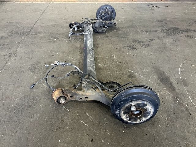 スイフト ZC72S リアアクスルビーム XL 46500-71L03 ZRZ