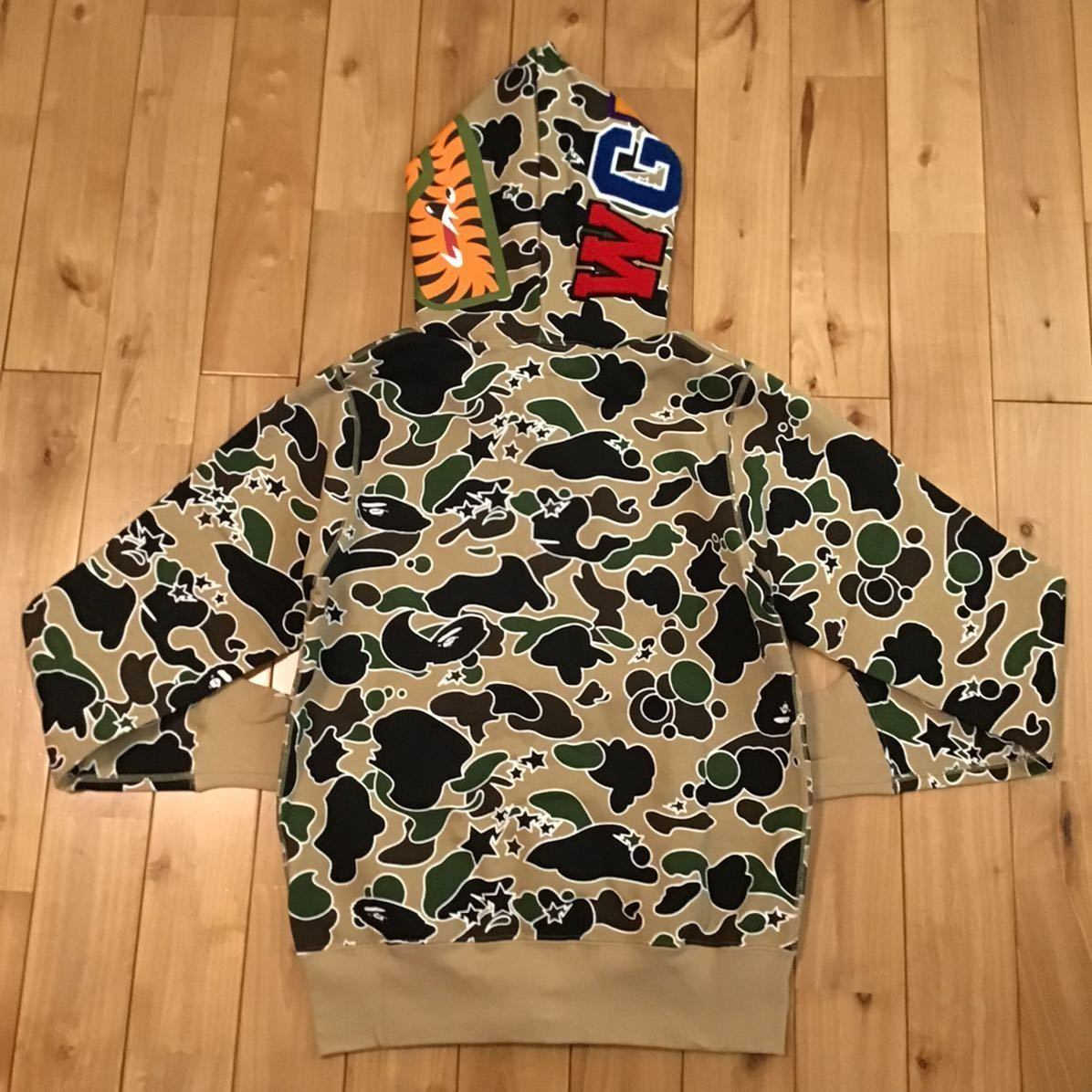 Bape 17ss words camo shark サイズ s パーカー