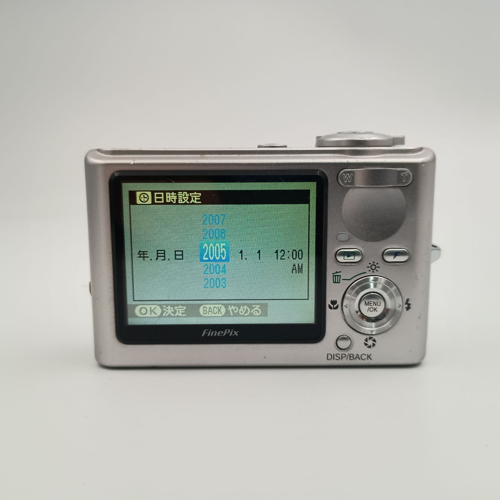 FUJIFILM FINEPIX ファインピックス F11 レトロ シルバー FUJIFILM FINEPIX F11 COMPACT DIGITAL CAMERA SILVER シルバー