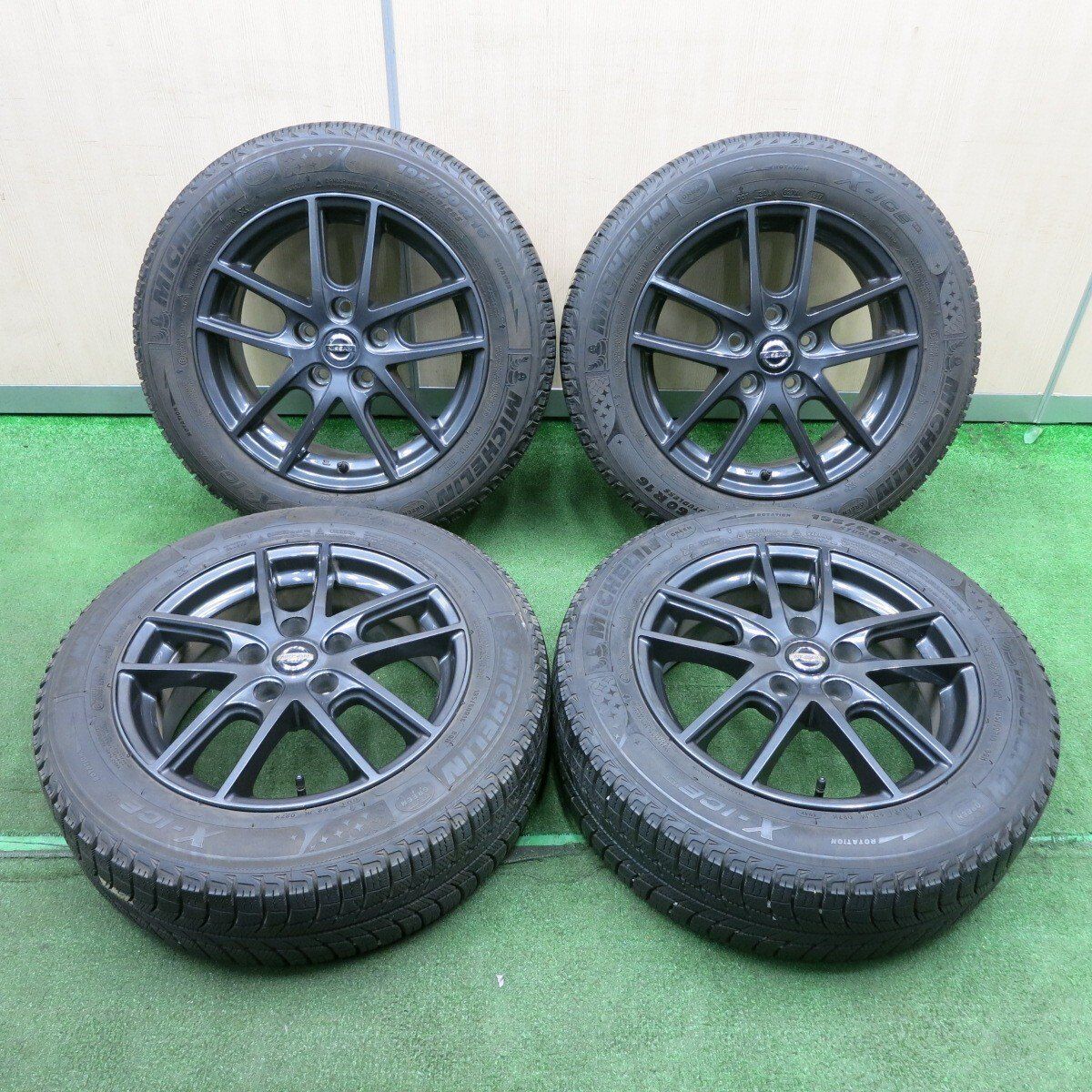 バリ溝 8.5分 日産 C27 セレナ 純正 OP エスティーロ 195|60R16 スタッドレス ミシュラン X-ICE XI3 PCD114.3|5H 4032704NJス