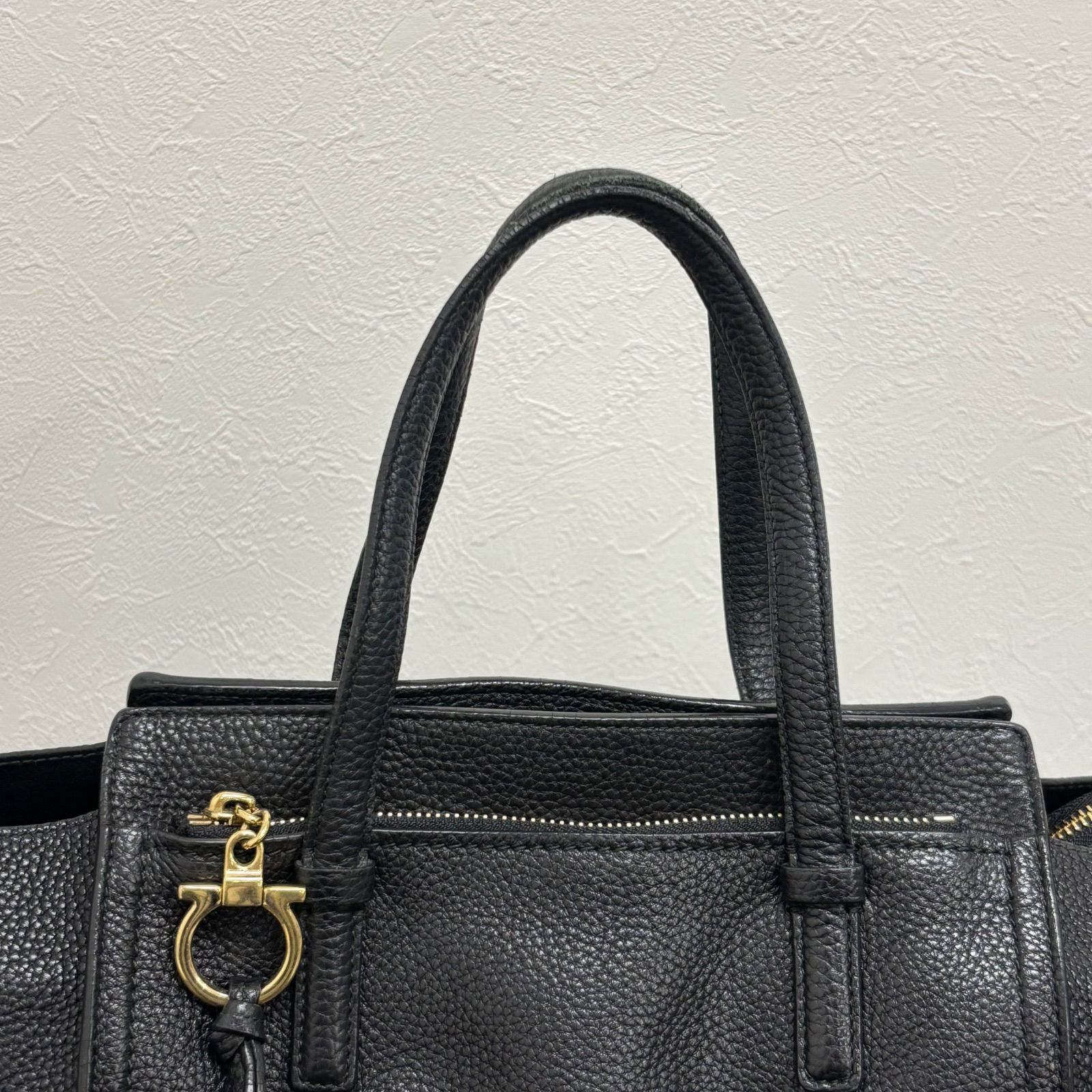 Salvatore Ferragamo サルヴァトーレフェラガモ エイミー ハンドバッグ 
