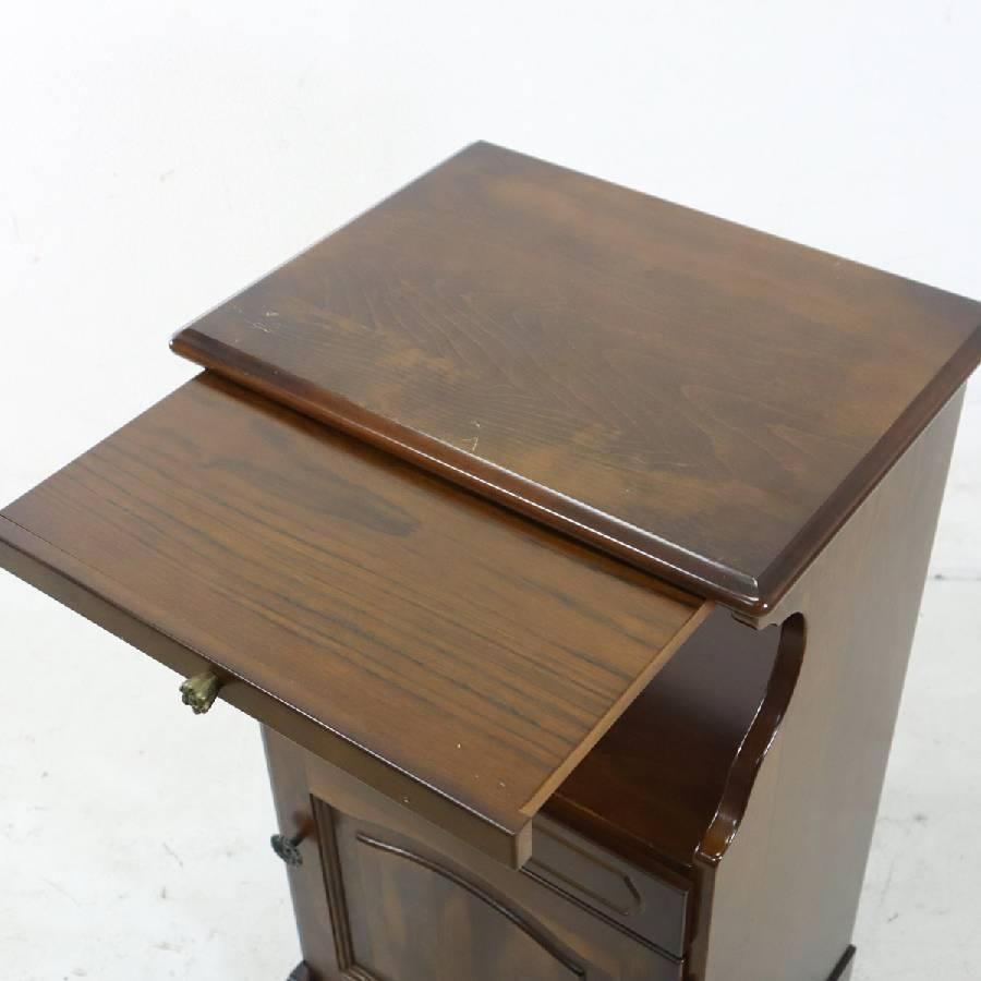 カリモク家具 コロニアル コンセント＆スライド天板付き 電話台 キャビネット 283h13 MARWIL-DEMENAGEMENTS_CH