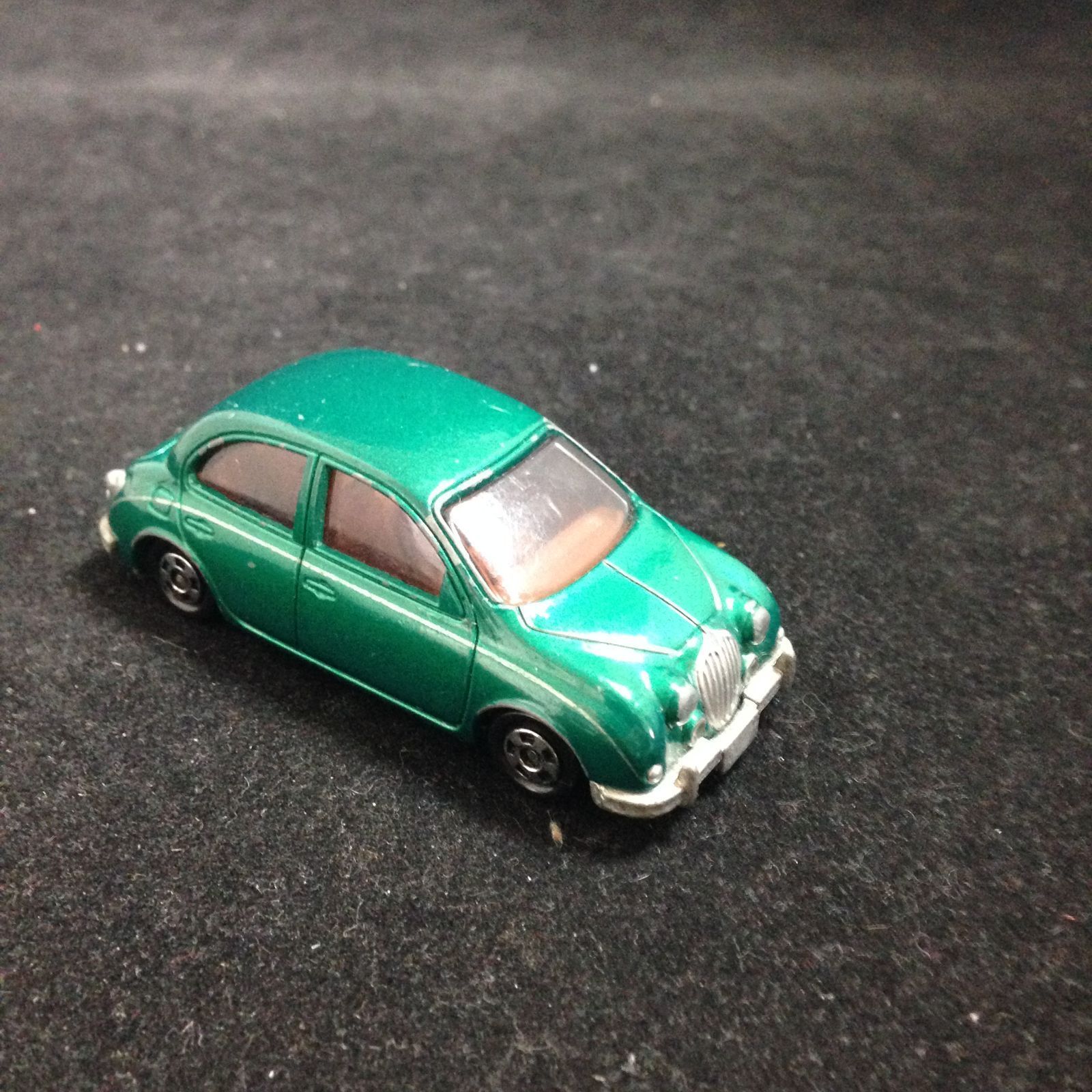 トミカ　ミニカーまとめ売り71台 トミカ ミニカーまとめ売り 71台 （消防、警察、工事車両、バス