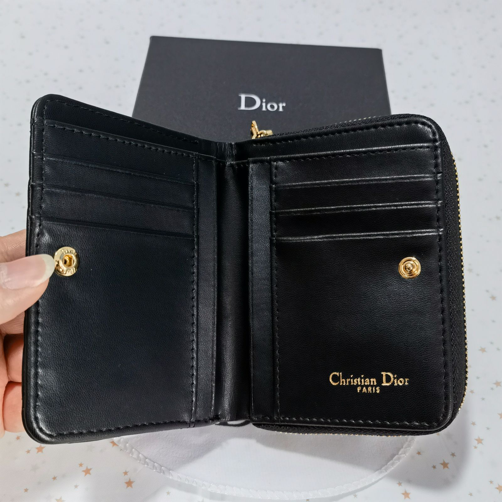 🌷︎人気の美品🌷︎DIOR ディオール 二つ折り財布 - メルカリ 