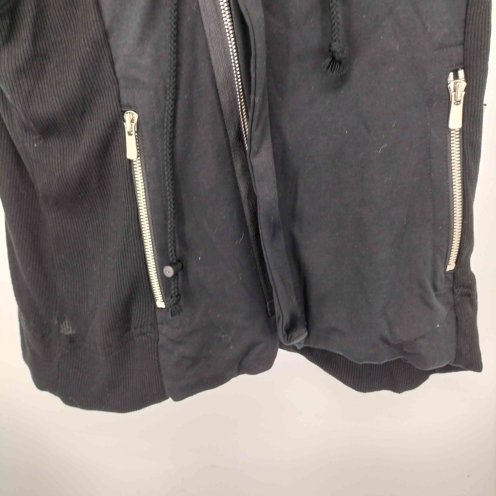 bajra(バジュラ) y2k ノースリーブフーディ レディース ONE SIZE  中古 古着 0624 バジュラ bajra y2k ノースリーブフーディ レディース ONE SIZE