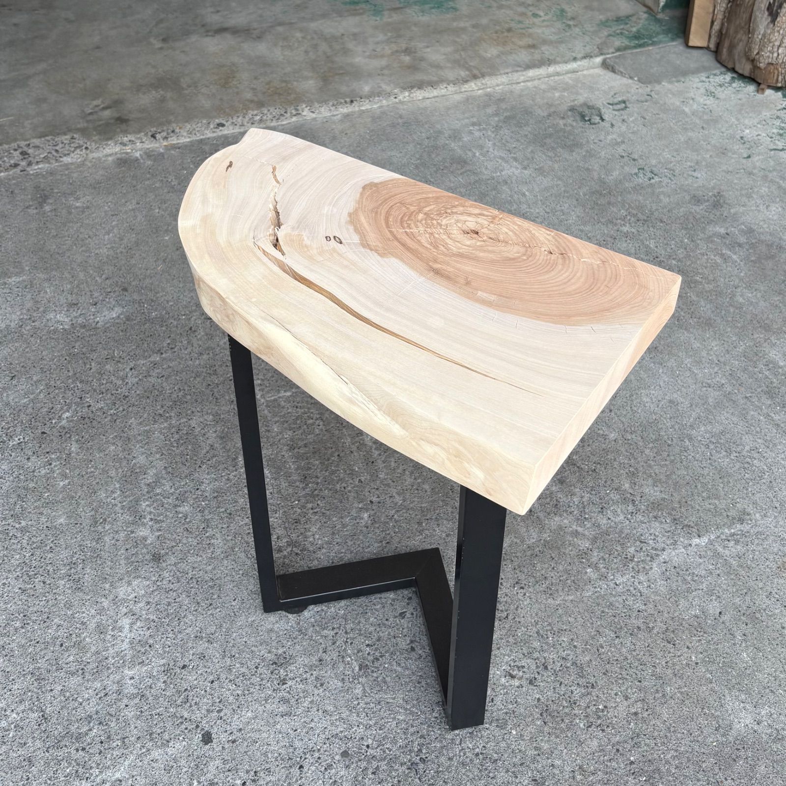 トチ 一枚板 端材 無垢材 DIY木材 サイドテーブル ソファ