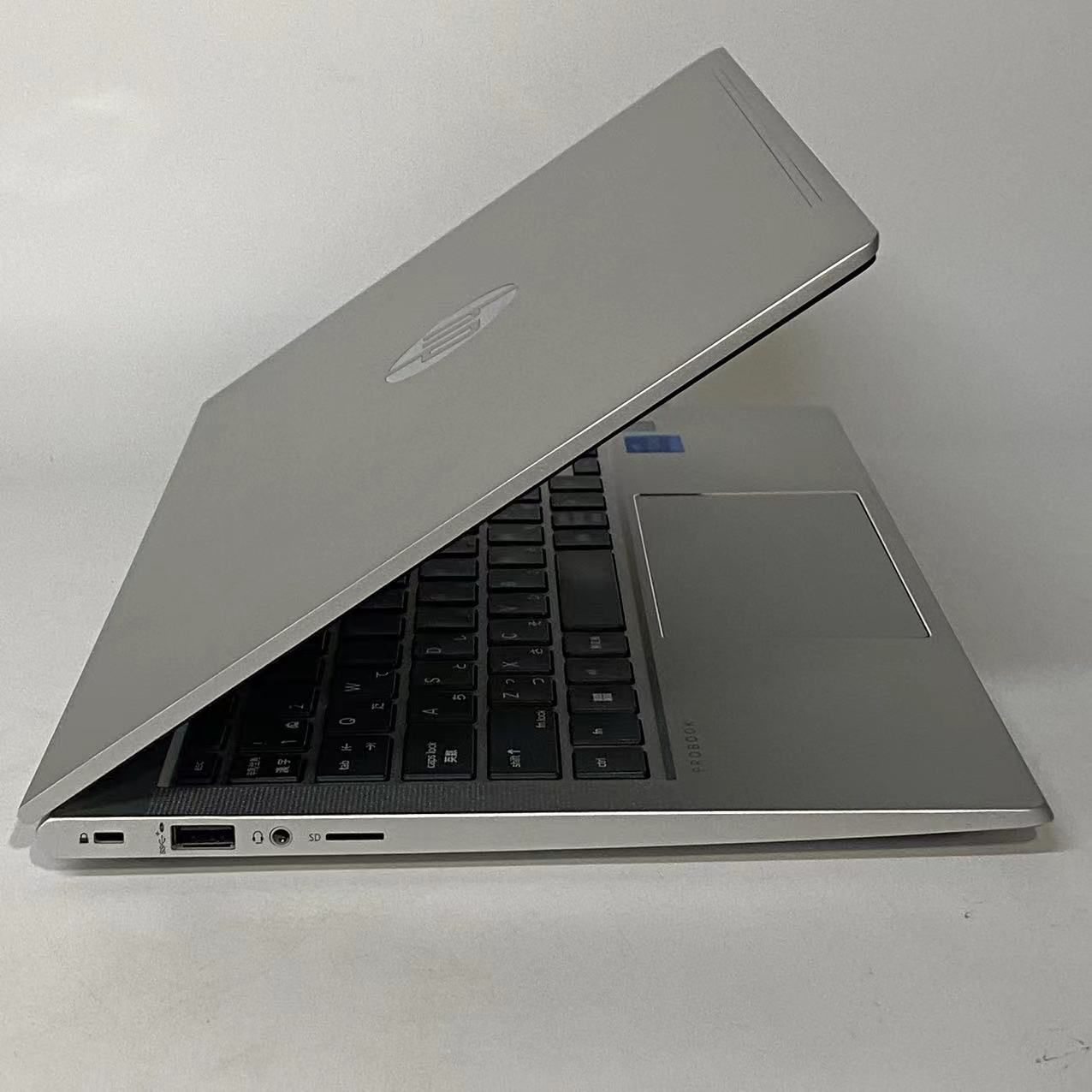 第11世代i5メモリ8G オフィス付き