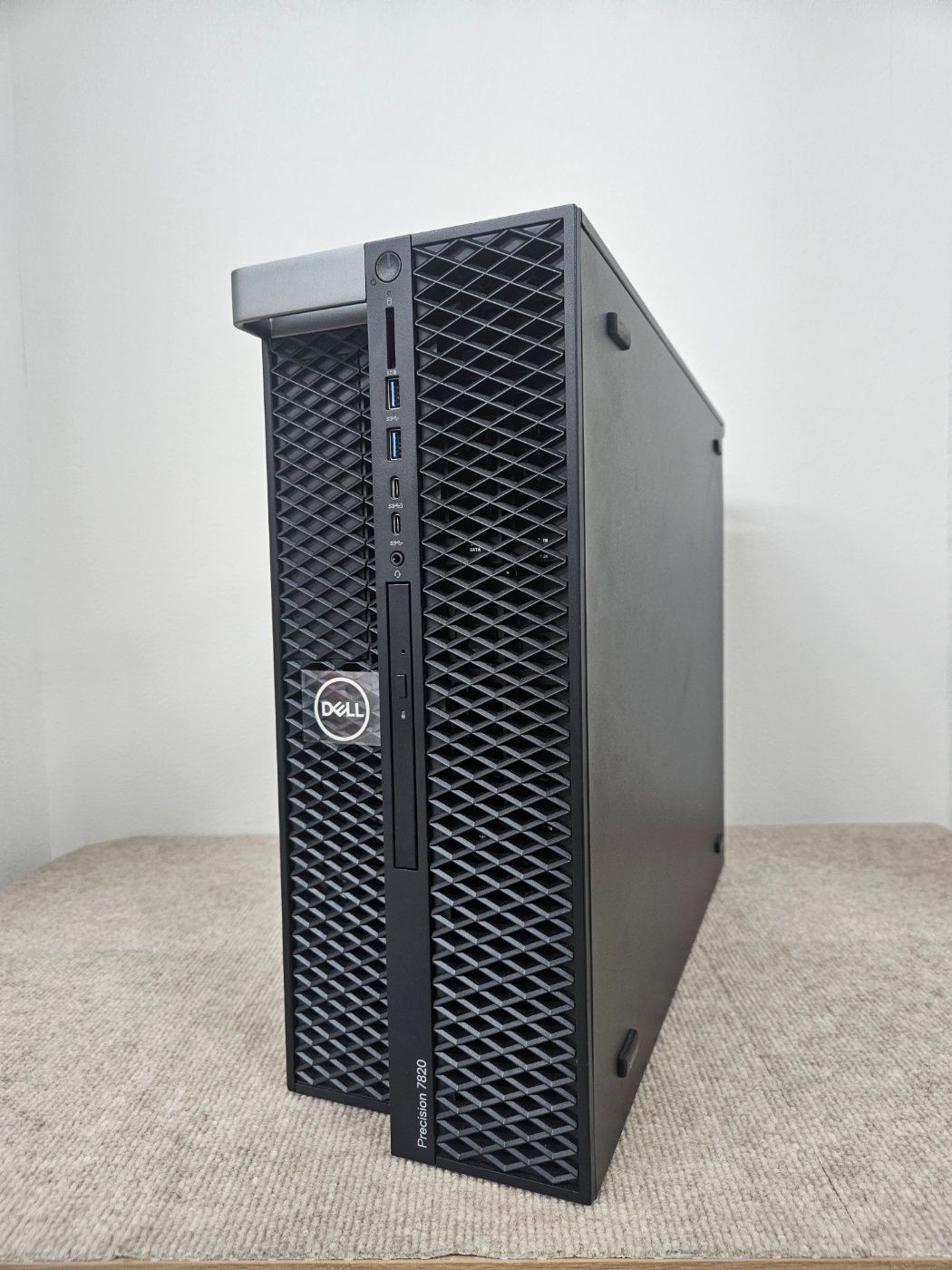 クリエイター向け Dell Precision T7820 Xeon Gold 6136 2CPU 24