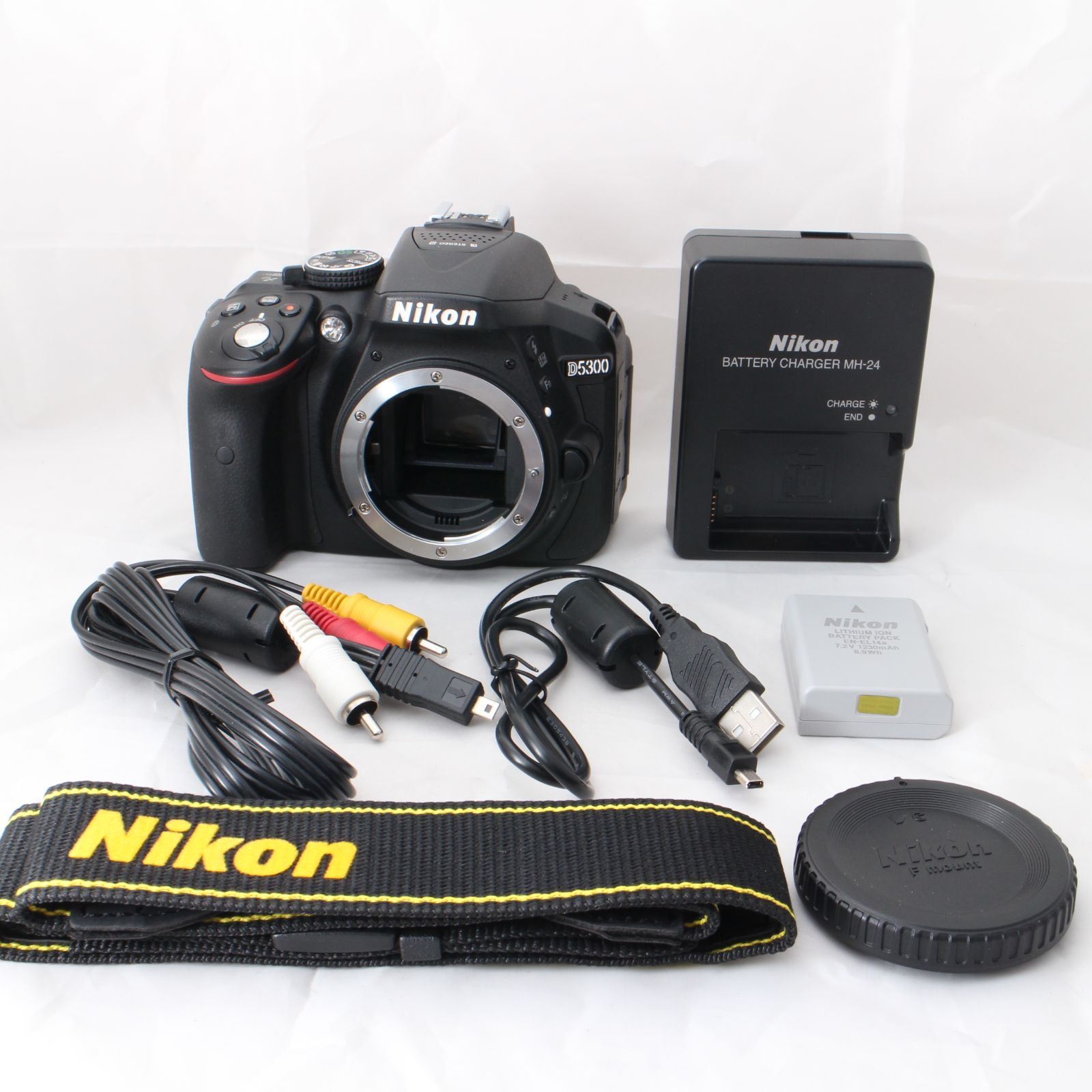 超美品 NIKON ニコン D5300 デジタル ボディ C492