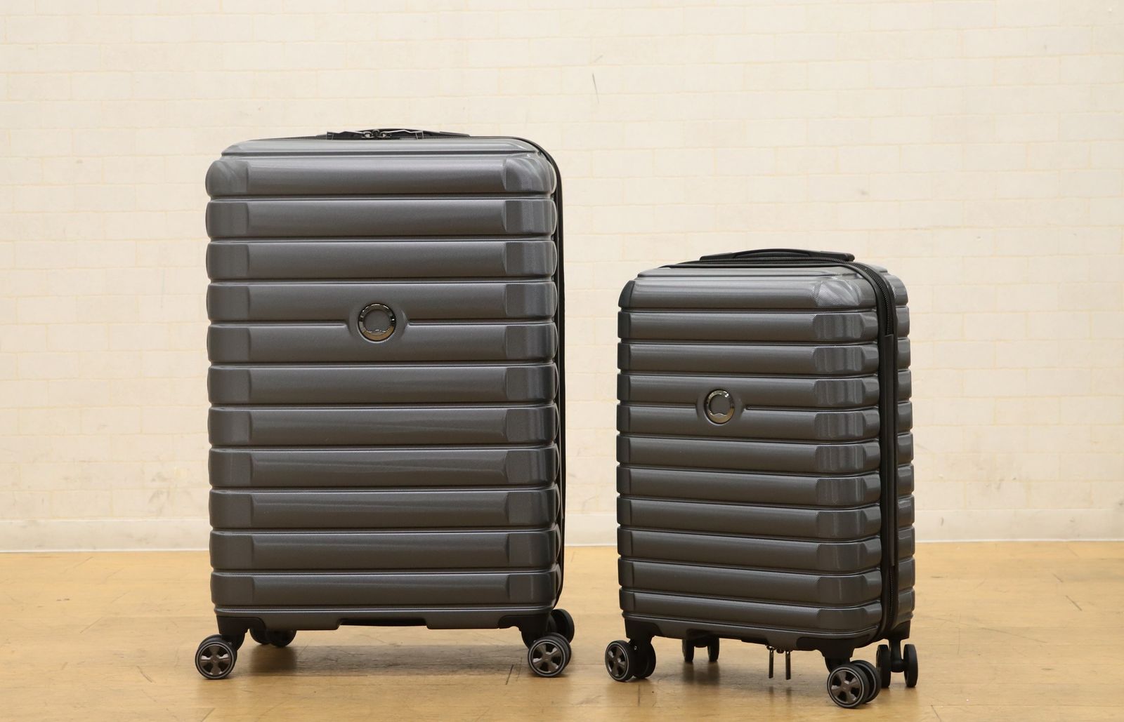 【送料無料】展示品 DELSEY PARIS スーツケース 2個セット 23インチ u0026 30インチD