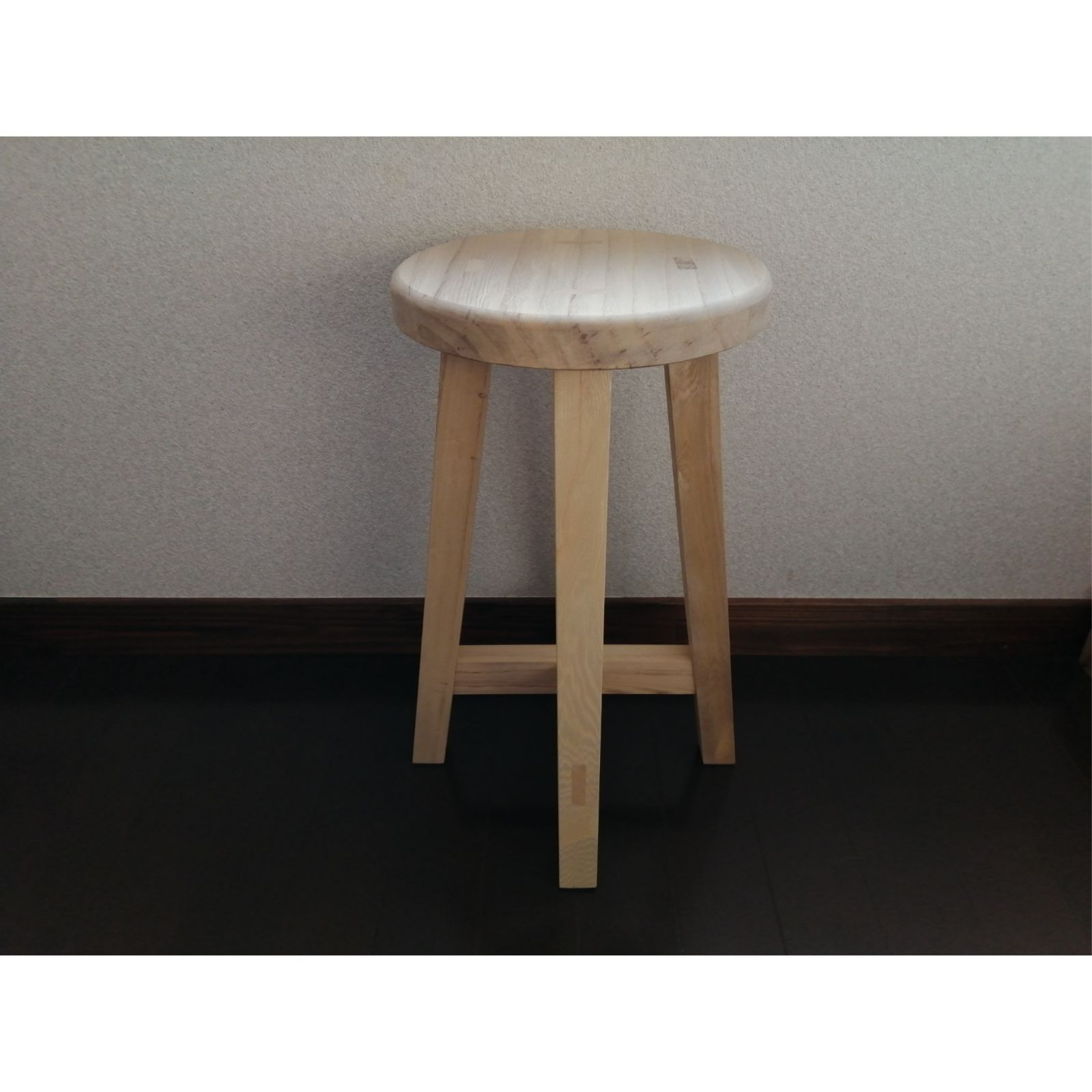 木製スツール　２脚セット　高さ52cm　丸椅子　stool