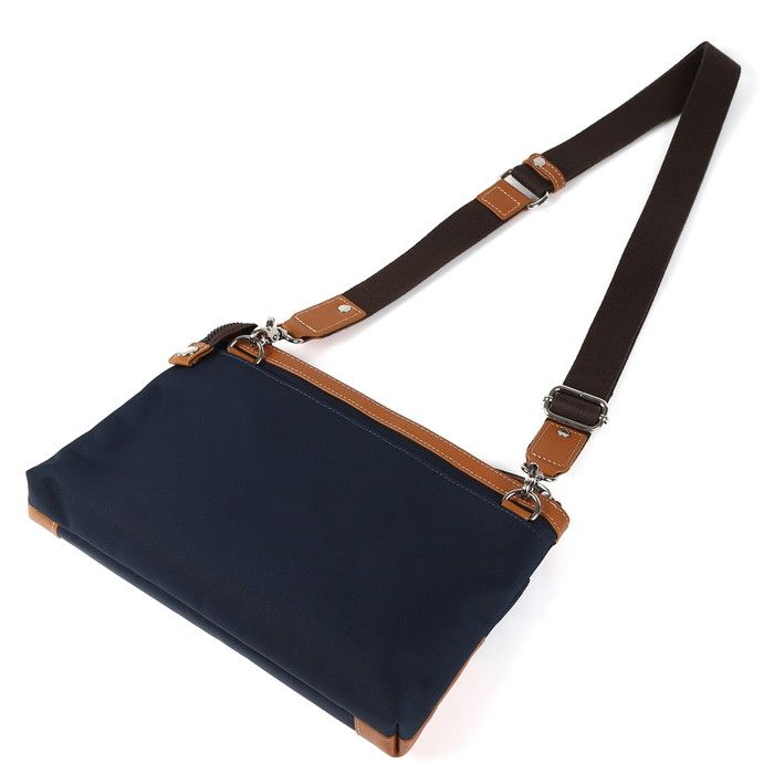 TAKEO KIKUCHI タケオキクチ タケオ キクチ マーカス サコッシュ